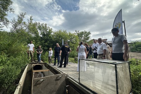 «Разрез Кузнецкий Южный» выпустил в реку тысячи мальков нельмы