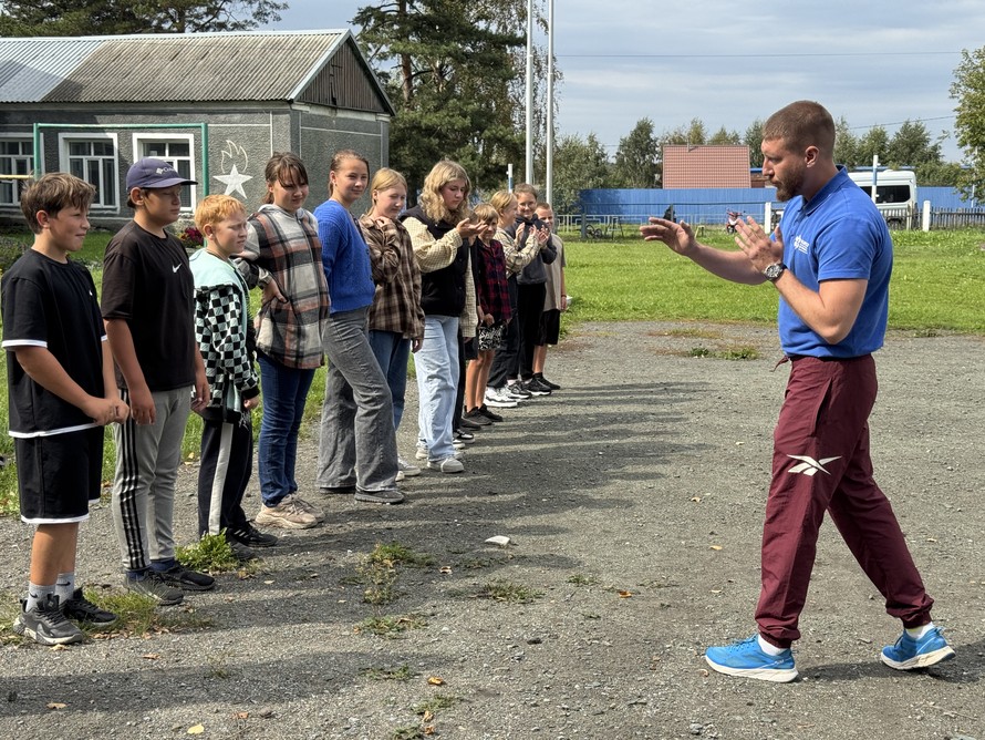 Уроки самообороны для школьников от «Сибантрацита»